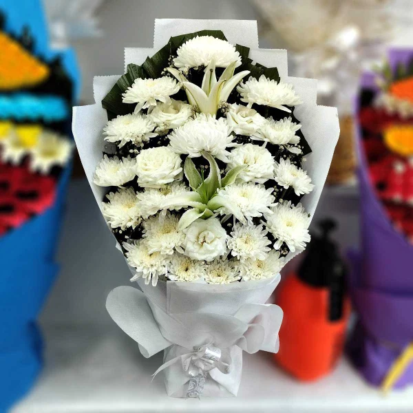 Mum With Lily Mixed Flower Bouquet
