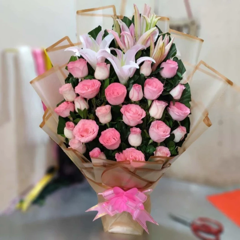 Rose with Lily Mixed Flower