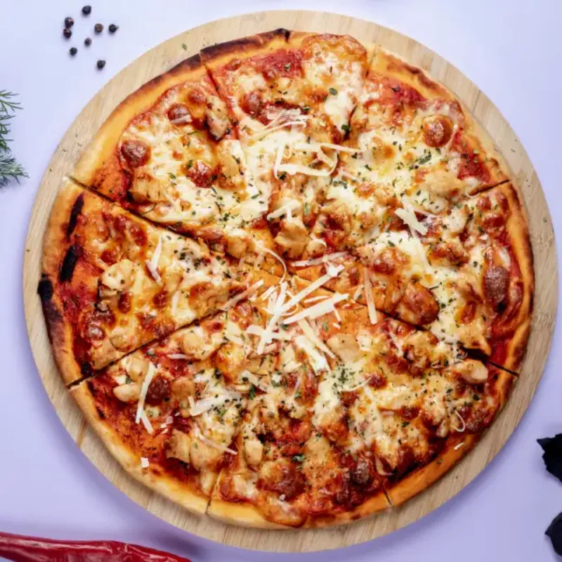 Chicken Keema Twist Pizza (Medium)