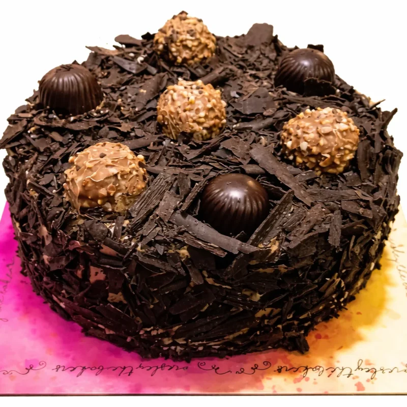 800gm Ferrero Rocher Chocolate cake